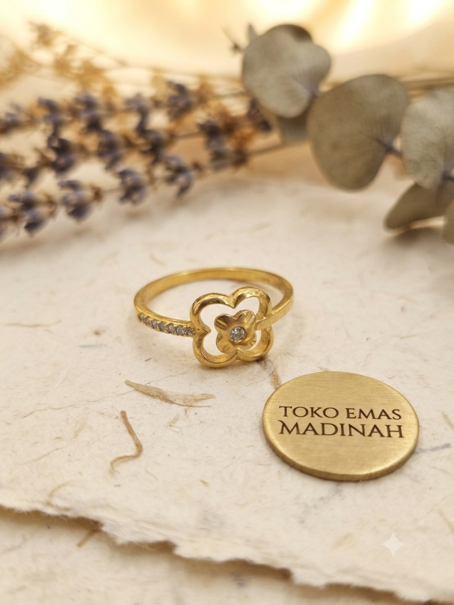 CINCIN BUNGA LISTRING MOTIF