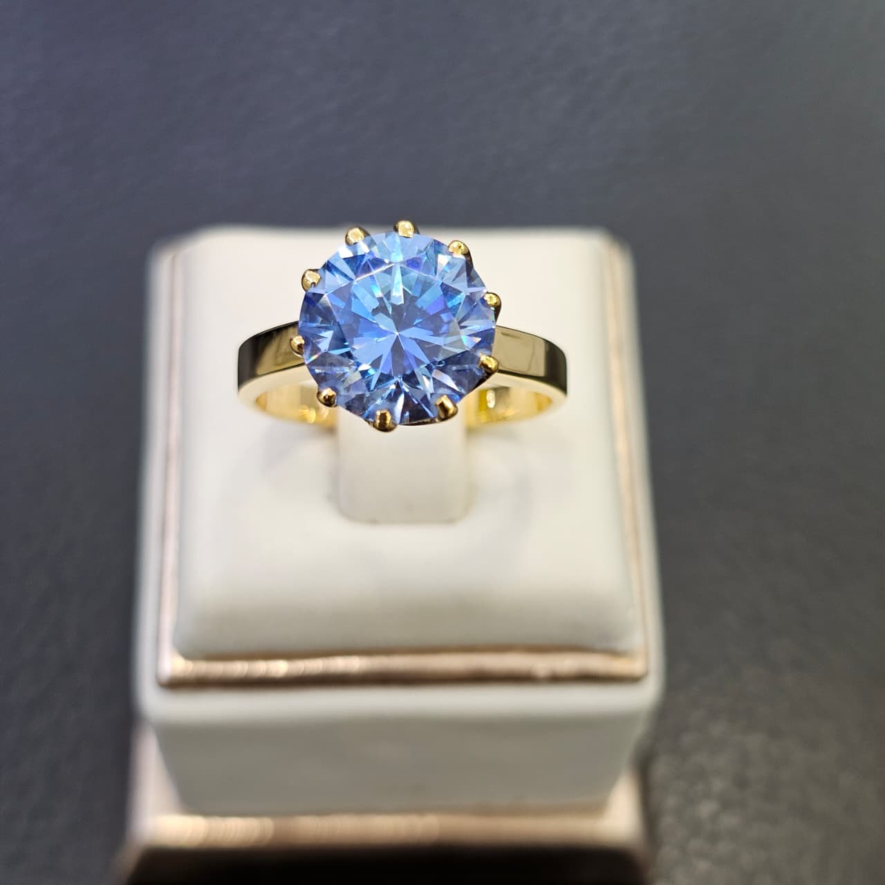 CINCIN BATU BIRU