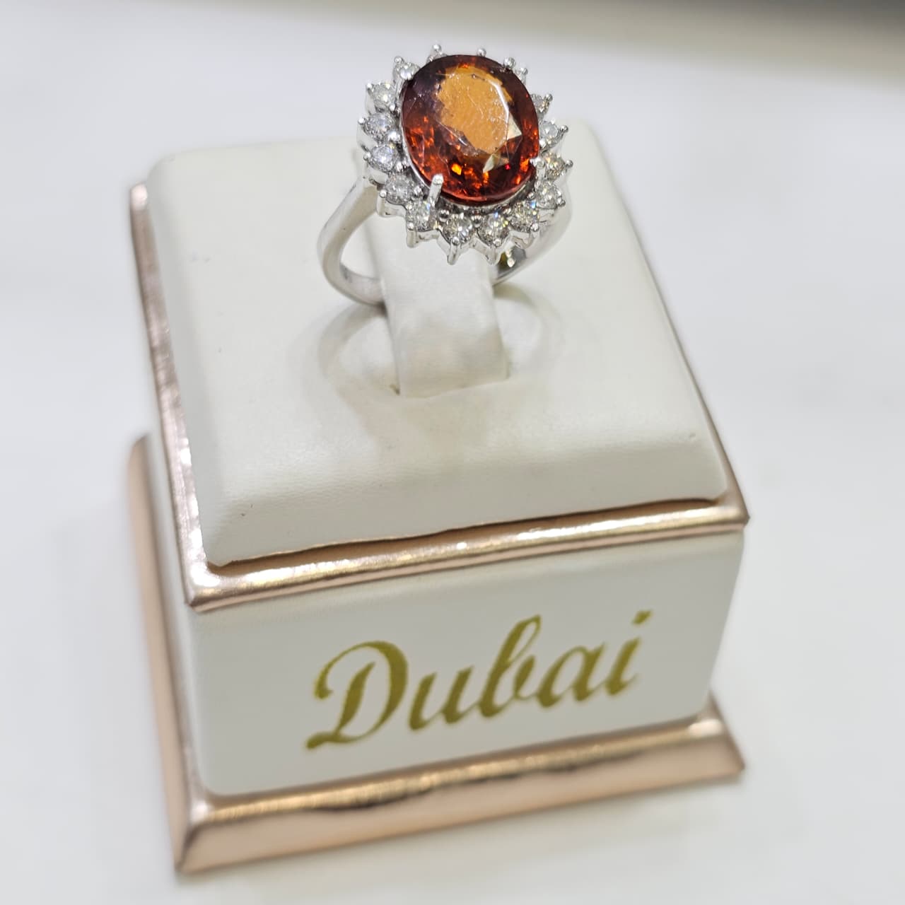 CINCIN BR BATU GARNET