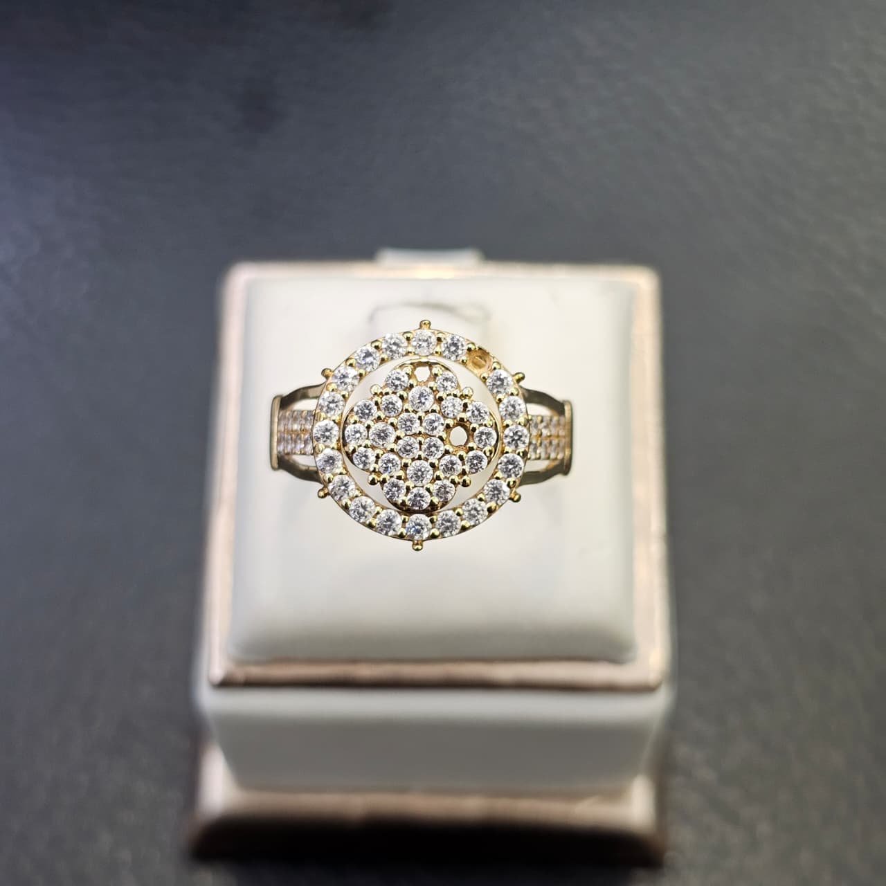 CINCIN BULAT VC