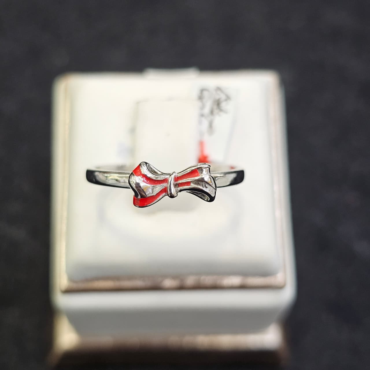 CINCIN PITA RED