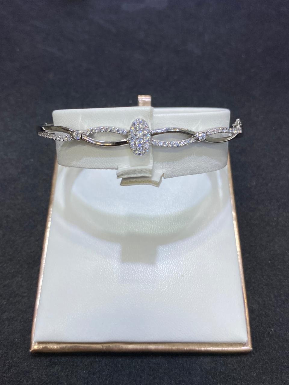 GB OVAL LILIT