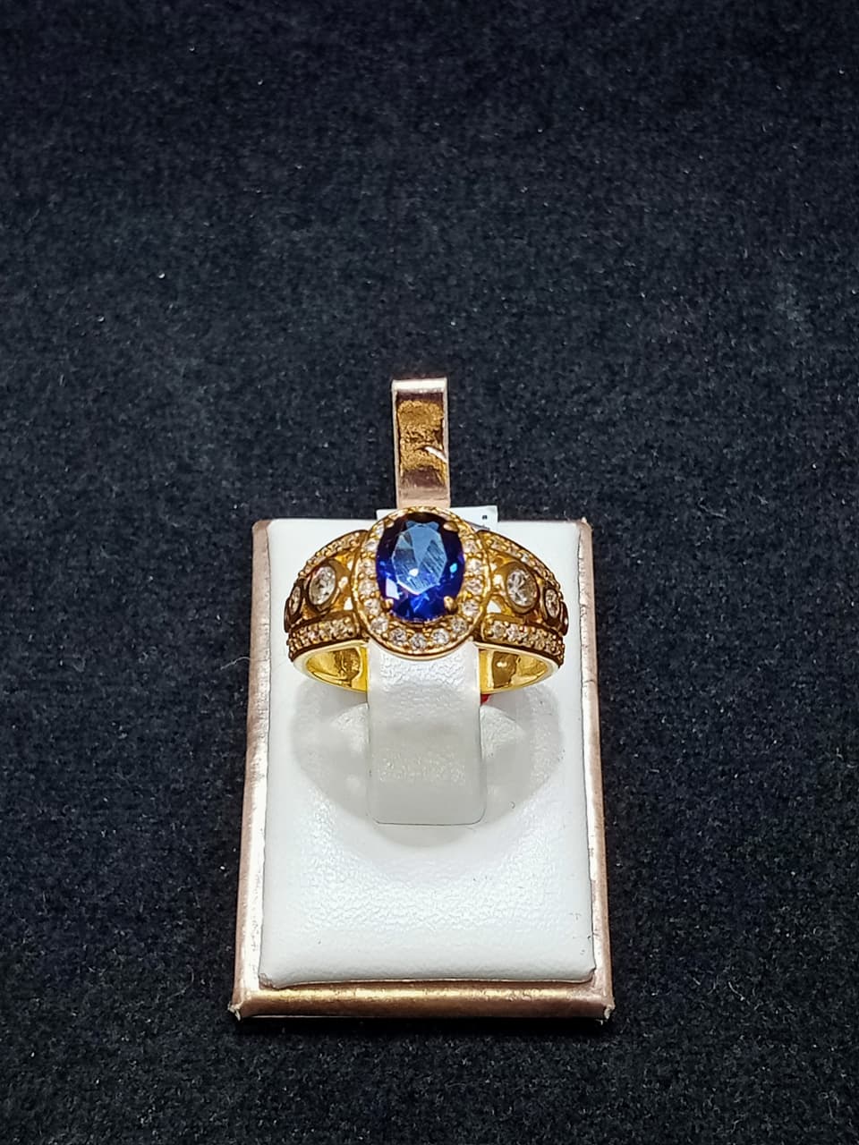 CC AD BIRU