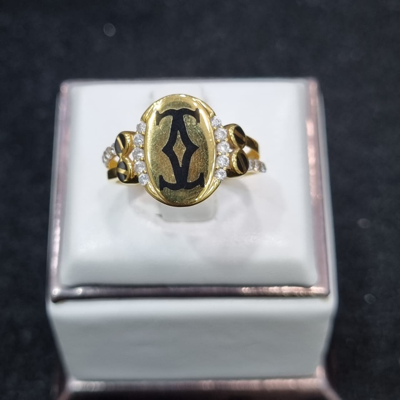 CINCIN OVAL CARTIER CAT HITAM D