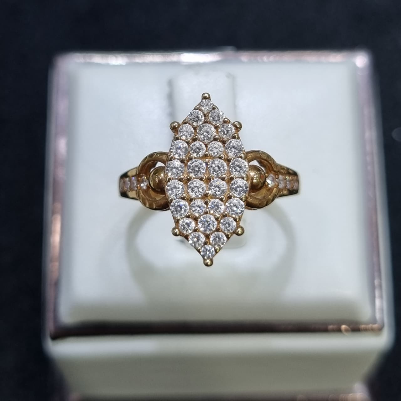 CINCIN WAJIK MATA TABUR