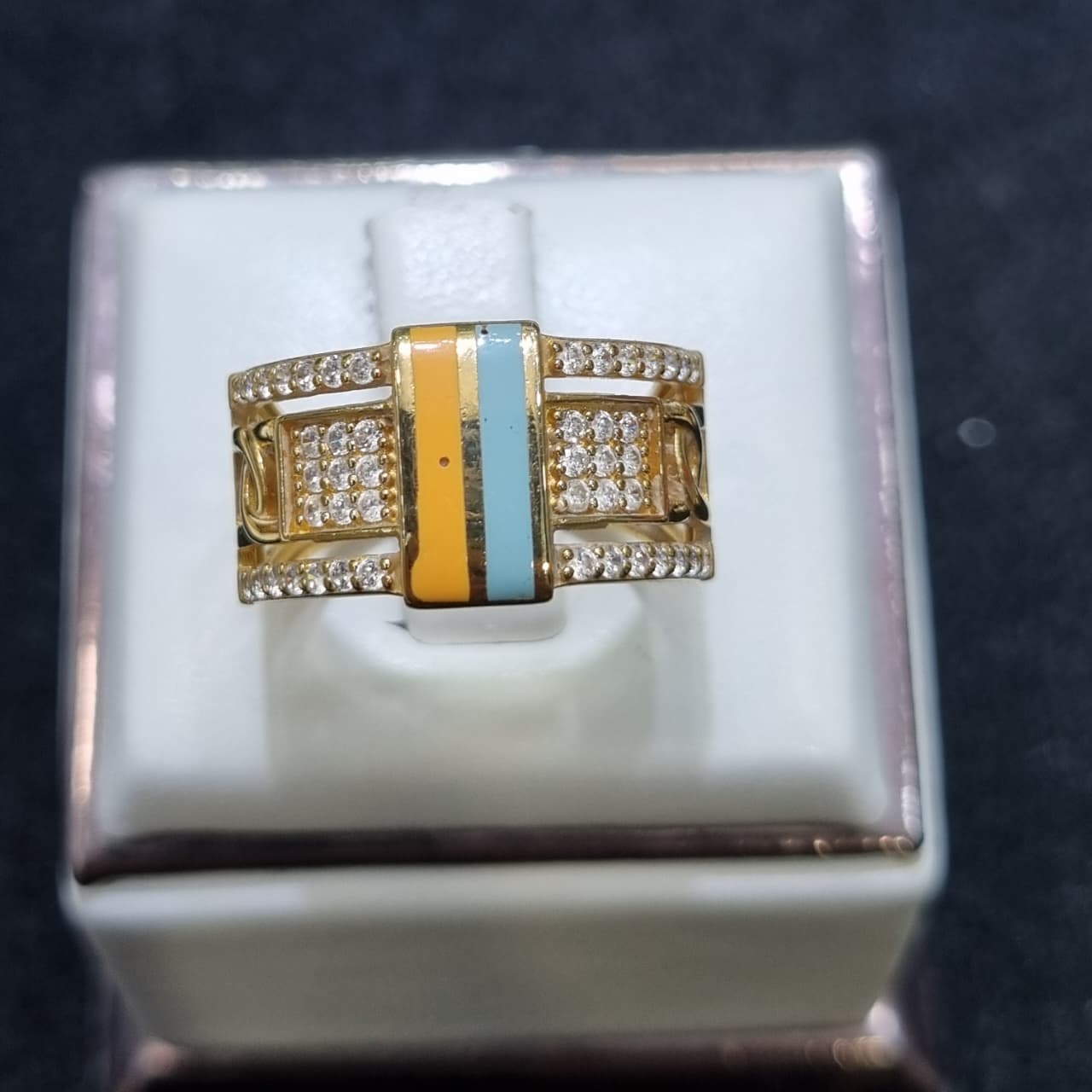 CINCIN PLAT LISTRING CAT MATA AD