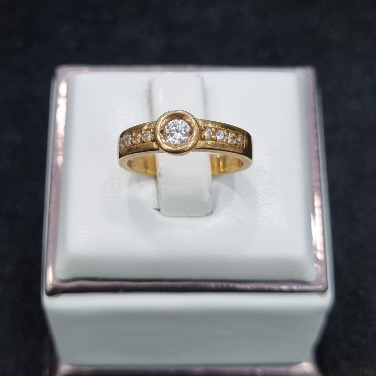 CINCIN RING MATA COR LISTRING AD
