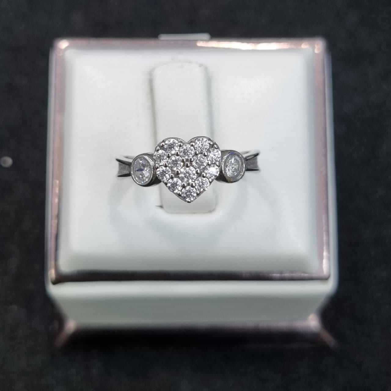 CINCIN LOVE RING UKIR MATA AD