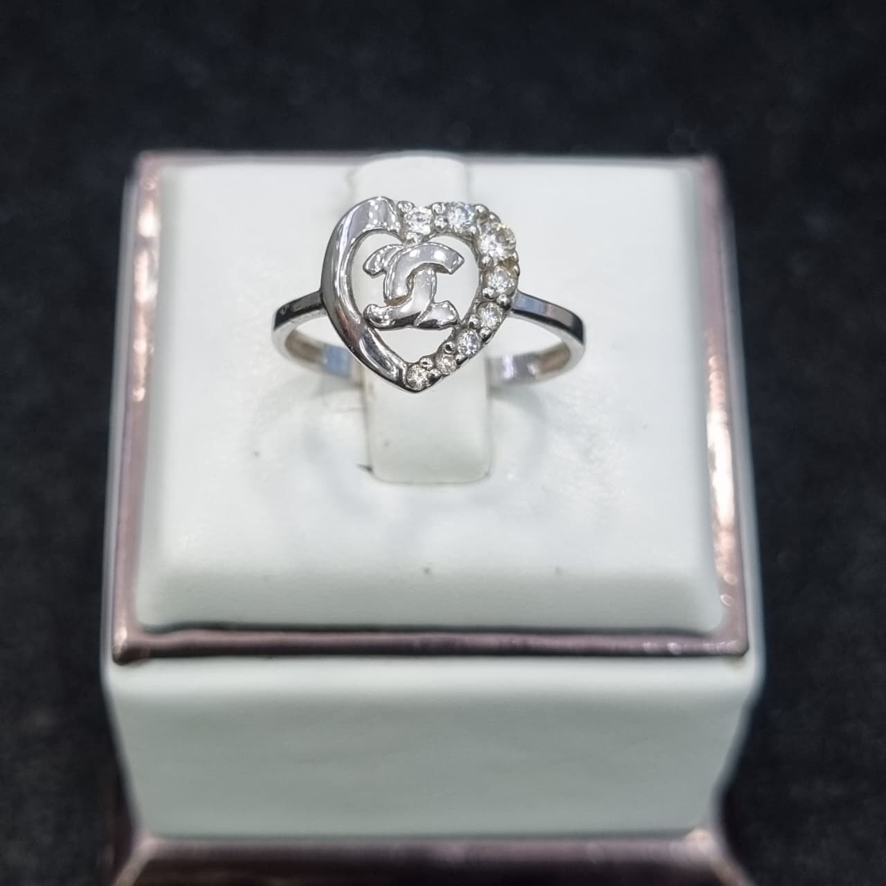 CINCIN CHANEL LOVE 1/2 AD 1/2 POLOS