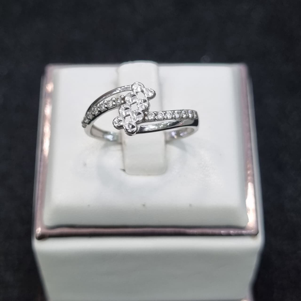 CINCIN SELISIH BULAT2 UKIR LISTRING