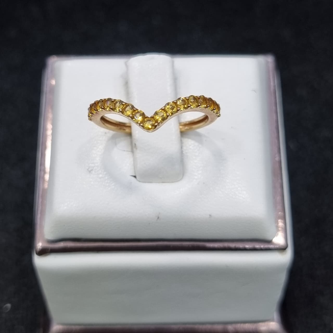 CINCIN AUREL MATA KUNING