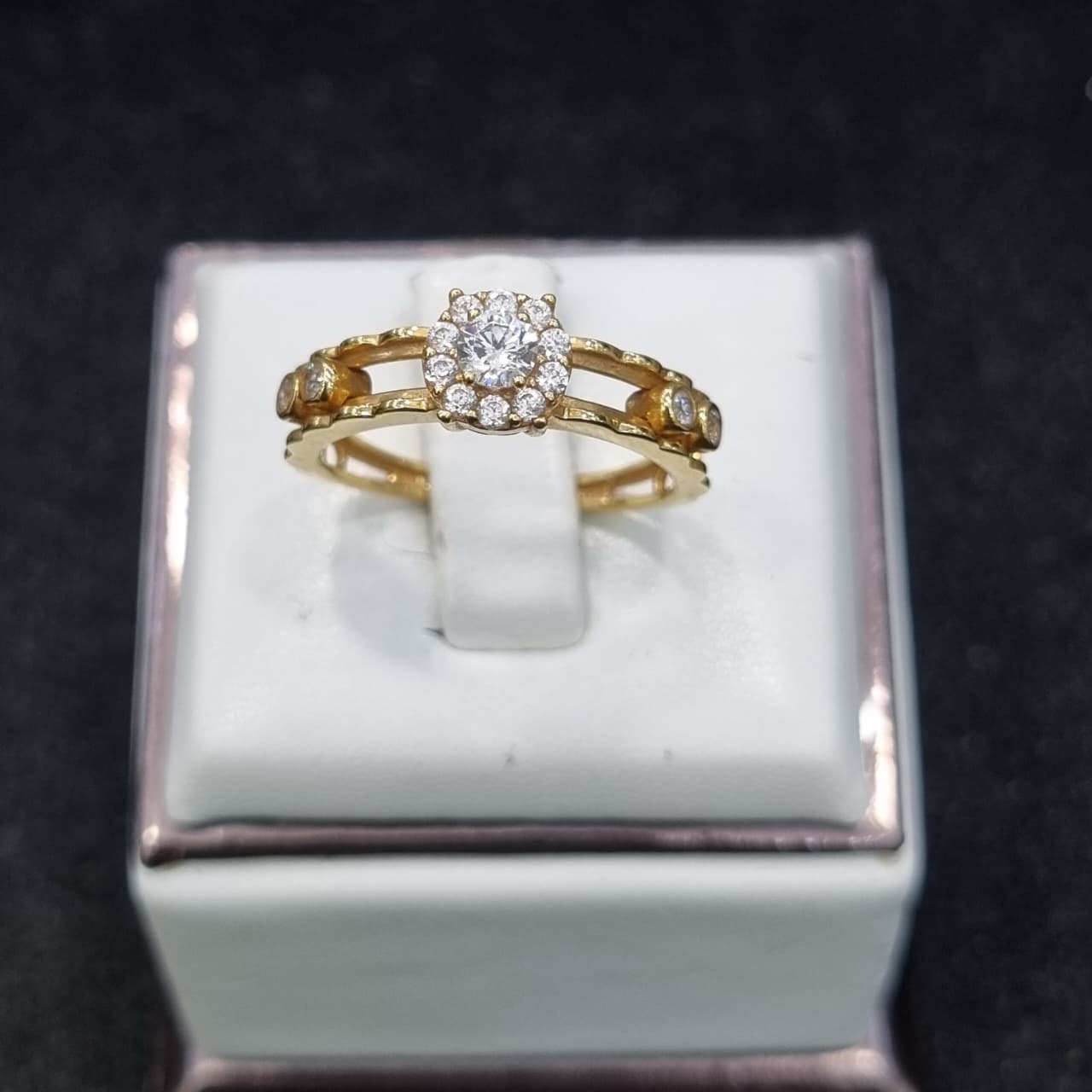 CINCIN ROLEX BULAT MATA AD
