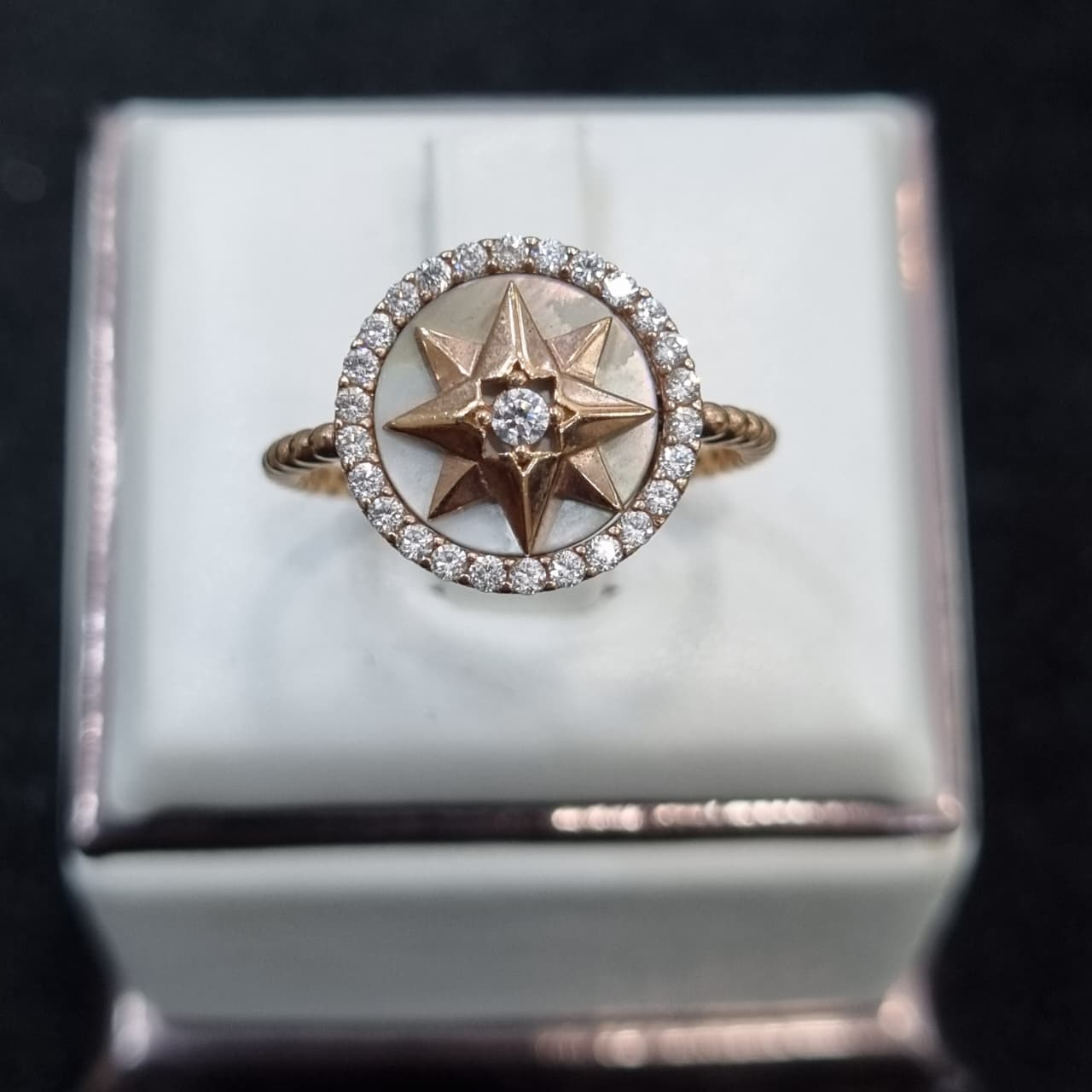 CINCIN BINTANG BULAT MATA