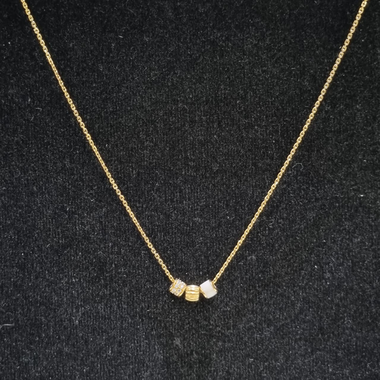 KALUNG K SERUT 3 RODA CAT PUTIH AD