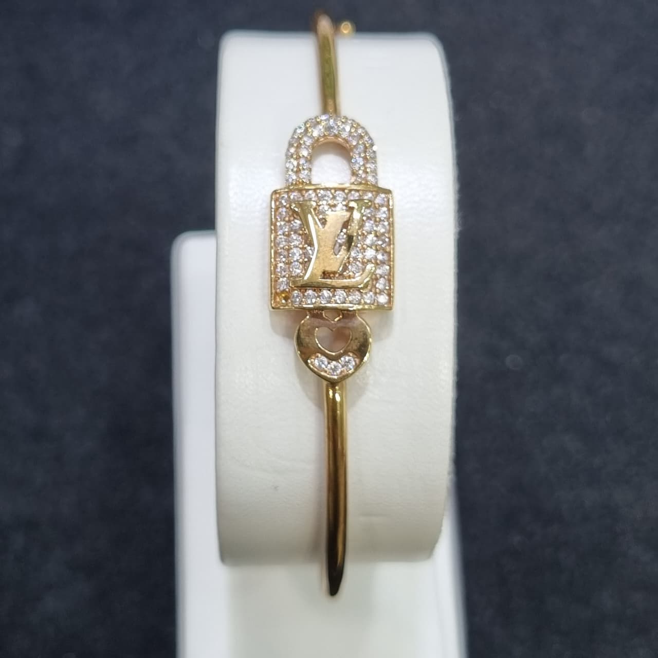 GELANG B GEMBOK LV