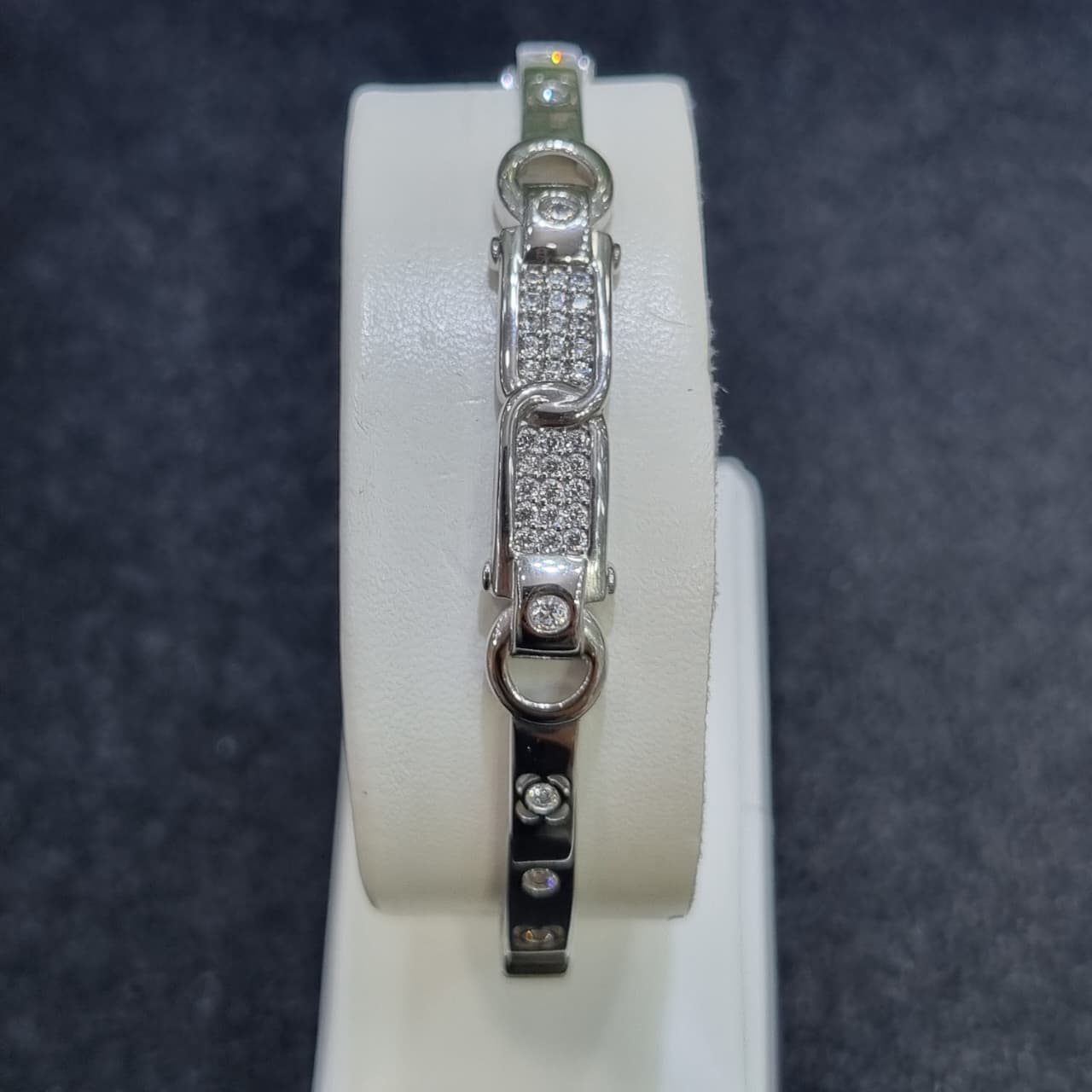 GELANG B GESPER MATA AD