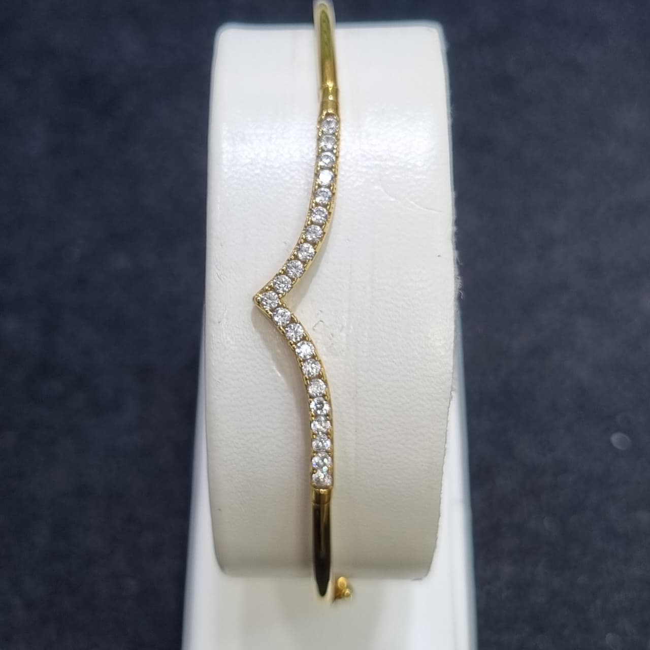 GELANG B AUREL LISTRING
